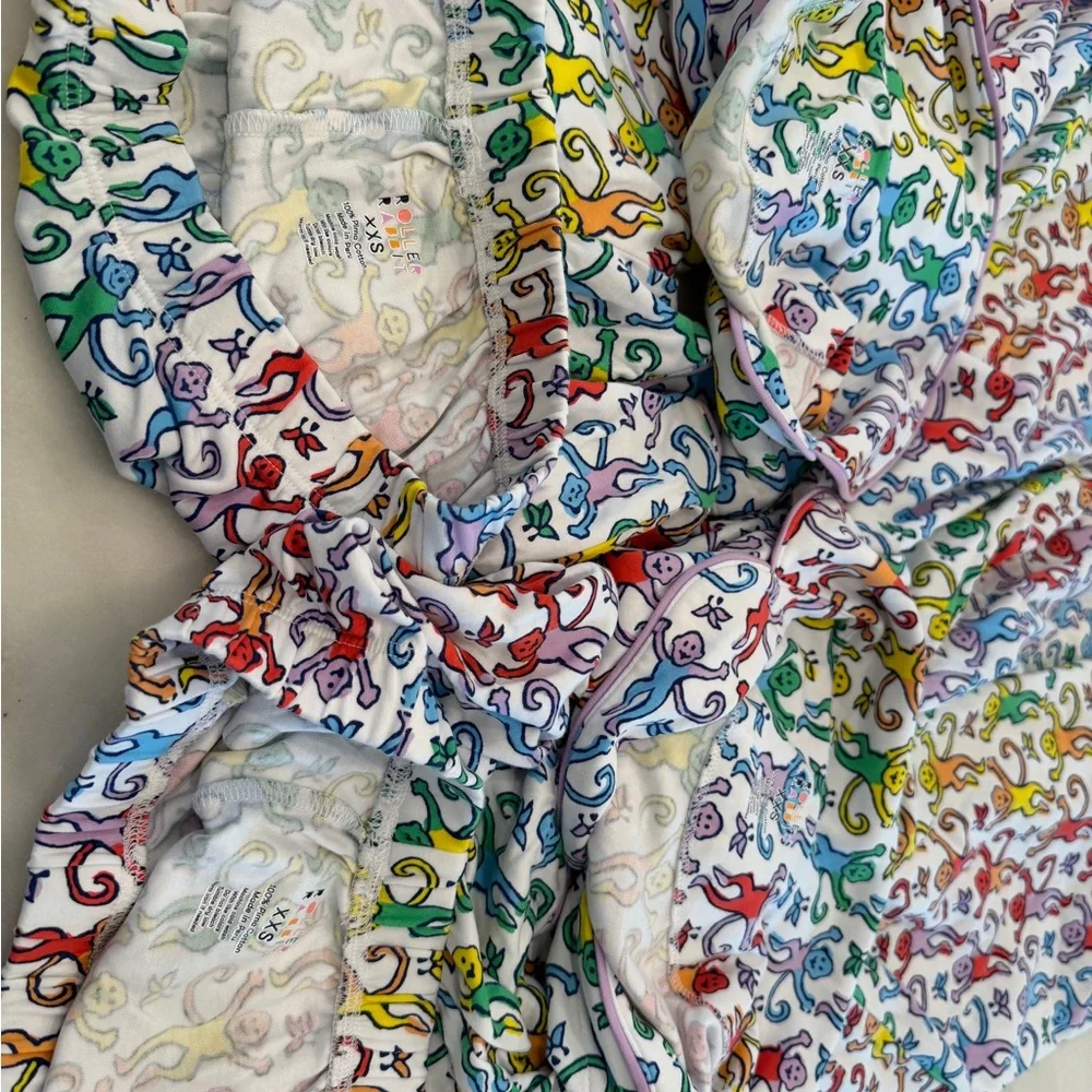 Roller rabbit monkey pajamas rainbow xxs two sets available. Price per set - Picture 12 of 12